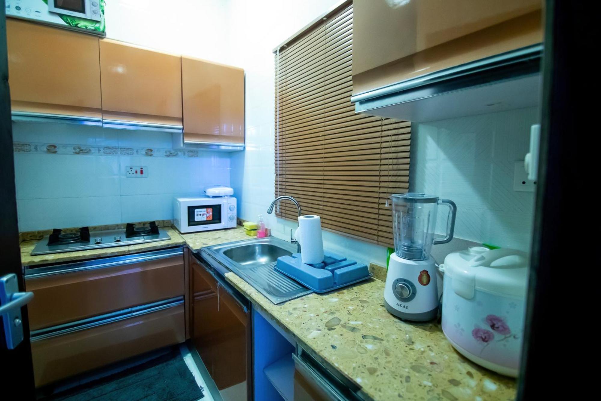 אקרה Stylish East Legon Apartment - Ac, Wi-Fi, Netflix מראה חיצוני תמונה